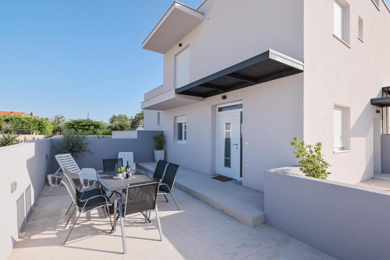 Duo Soles - Apartments With Private Parking Near Zadar Murvica  Exteriör bild