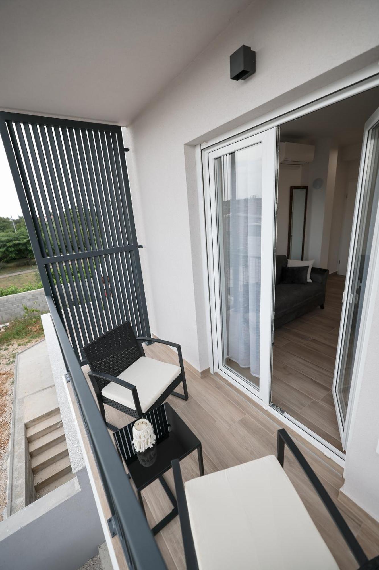 Duo Soles - Apartments With Private Parking Near Zadar Murvica  Exteriör bild