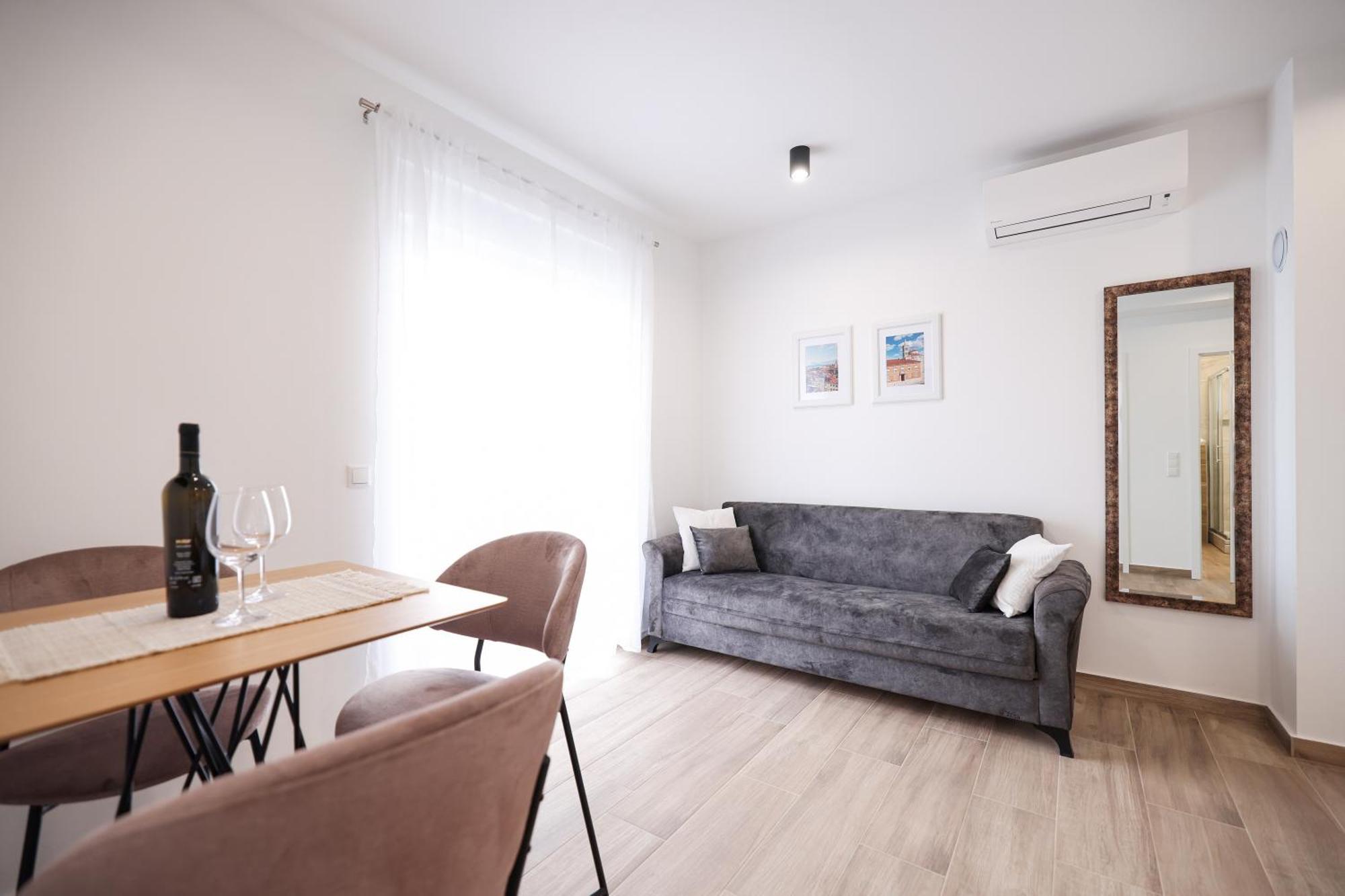 Duo Soles - Apartments With Private Parking Near Zadar Murvica  Exteriör bild