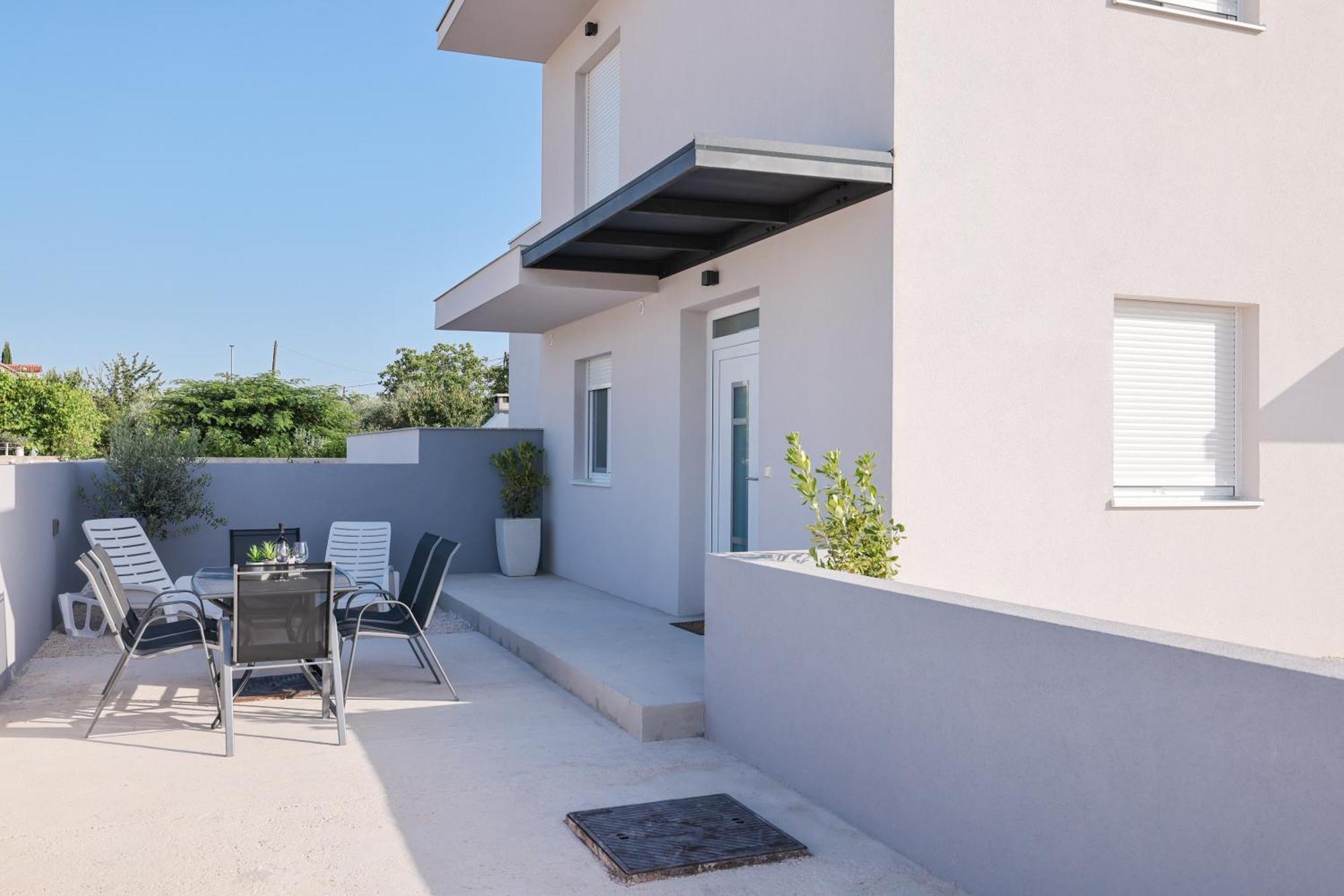 Duo Soles - Apartments With Private Parking Near Zadar Murvica  Exteriör bild