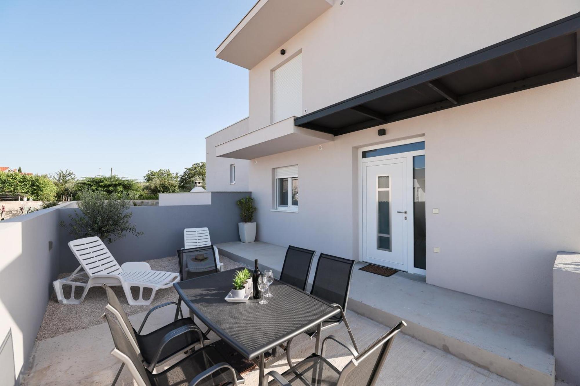 Duo Soles - Apartments With Private Parking Near Zadar Murvica  Exteriör bild
